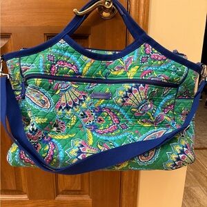 Vera Bradley Carryall Tote Bag in Retired Emerald Paisley